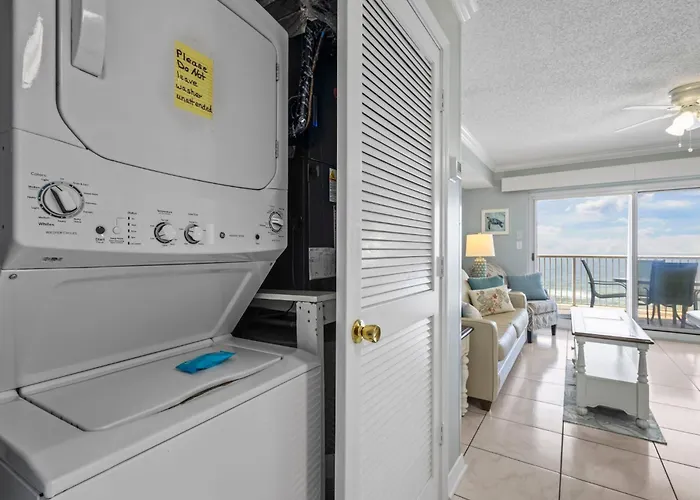 Royal Palms 704 *