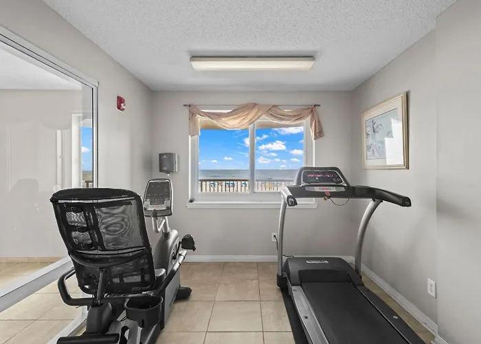 Holiday home Royal Palms 704